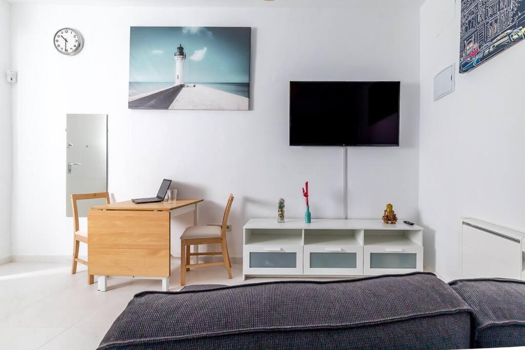 Estudio Acogedor En Zona Norte Madrid Exteriér fotografie